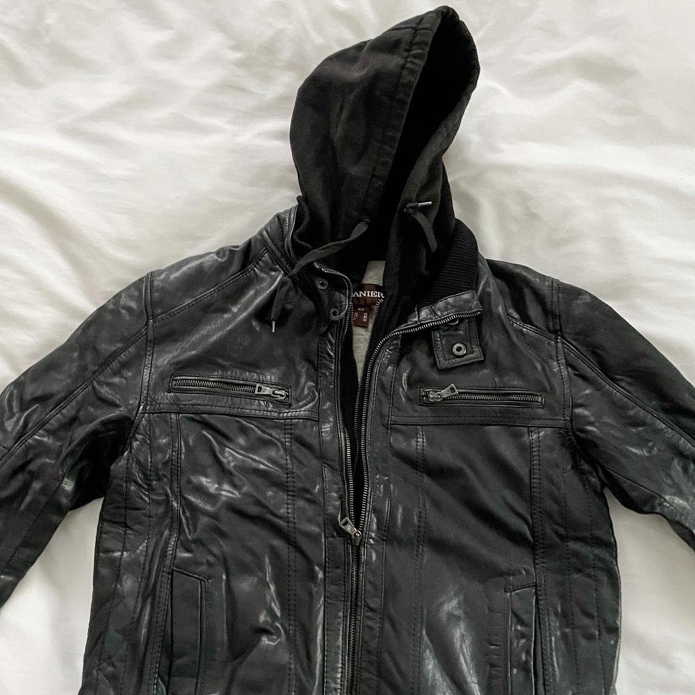 Men’s leather jacket with removable hood